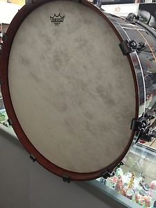 24x16 Tama Starclassic Bubinga Elite Metallic Black With Gold Inlay