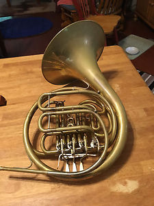 HOLTON H190 GEYER PRO SERIES DOUBLE HORN GREAT PLAYER & BEAUTIFUL CONDITION