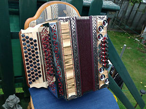 Steirische Harmonika FLATSCHER Lofer, Stimmung B-ES-AS-DES