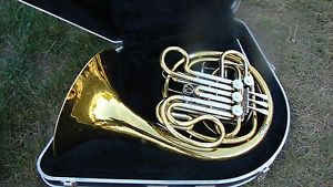 GREAT PROFESSIONAL DOUBLE FRENCH HORN SELMER MADE BY BACH IN USA LACQUER GOOD