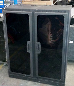 Dual Middle Atlantic computer server AV Rack Enclosure ERK-2725 27RU Wheels