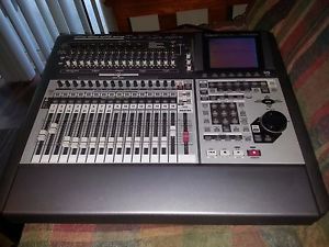 Roland VS-2480 DVD RW Digital Recorder - w/ 1x VS8F-2 FX card DJ Equipment
