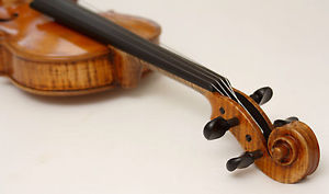 Violine *Francesco Guadagnini Torino 1923* > Soundvideo..