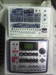 Roland SH 32 SYNTHESIZER & Boss SP 505 SAMPLING WORKSTATION COMBO