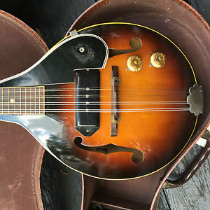 1956 GIBSON EM-150 MANDOLIN, VERY CLEAN
