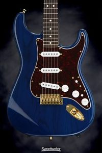 Demo Fender Deluxe Player's Stratocaster Strat Sapphire Blue Transparent Gigbag!