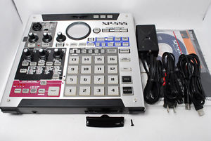 **Mint**  Roland sp-555 Dr. Sample Phrase Sampler w/ Box,all accessories #525