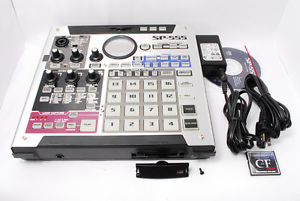 **NM+**  Roland sp-555 Dr. Sample Phrase Sampler w/2GB Card, Box,CD #632
