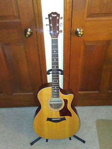 Taylor CE 314 Acoustic Guitar with Taylor Hard Case