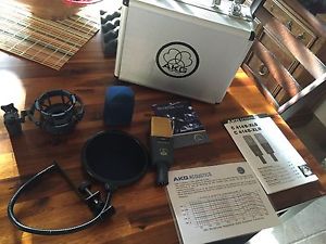 akg c414b