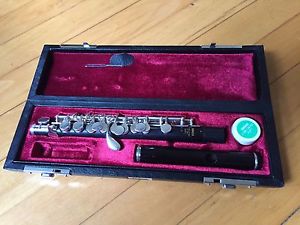 Yamaha Wooden Piccolo Model 62