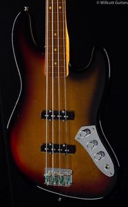 Fender Jaco Pastorius Tribute Jazz Bass Fretless 3-Color Sunburst Rosewood (545)