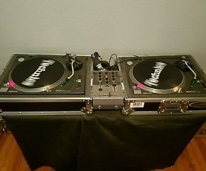 Technic 1210 mk2 turntables