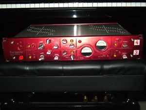 1995 FOCUSRITE RED 3 REV 2. Trannies IN and OUT!!!! MIX BUSS COMPRESSOR