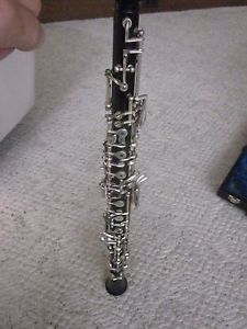 Renard Fox Oboe Artist Model Serial #9751 in NICE Condition!