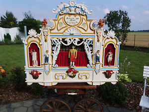 Drehorgel mit 2 verschiedenen Fassaden