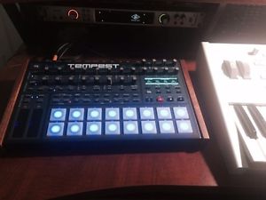 DSI Tempest- Autographed  With Case