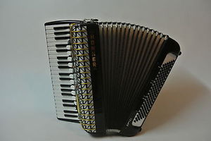 Hohner Akkordeon Accordeon Atlantic IV T Deluxe Midi CD I V T wie NEU  G2015