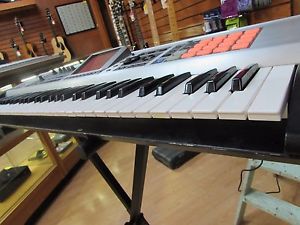 Roland Fantom-X6 61 key Keyboard Synthesizer