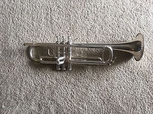 Bach LR180S-43 Stradivarius Professional Bb Trumpet