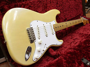 Fender USA Stratocaster '76 Used w / Hardcase