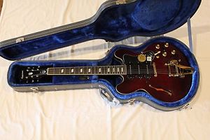 Epiphone Limited Edition Riviera Custom P93 Electric Guitar W/Custom Case MINT