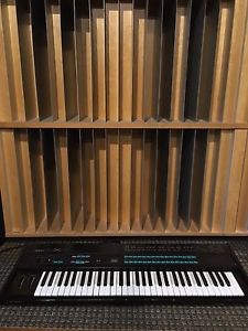 Yamaha DX-7 Synthesizer FULLY SERVICED with Grey Matter E! Upgrade DX7