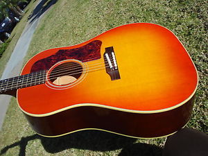 Gibson J-45 1965 Donovan Custom Shop Acoustic Electric  Signature Model
