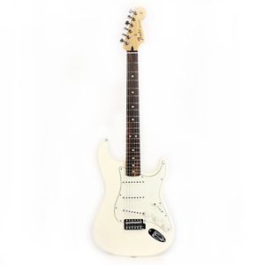 Fender Standard Stratocaster in Arctic White Demo