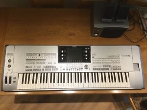 Yamaha Tyros 5 76 Key Included:  Yamaha Speakers