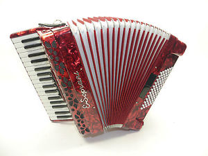 Akkordeon , E-Soprani , 72 Bass ,  3 chörig , Neuware from Italy