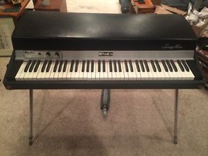 VINTAGE 1979 FENDER RHODES 73 MARK 1 STAGE PIANO COMPLETE (WORKING)