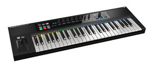 Native Instruments Komplete Kontrol S49 (NUEVO)