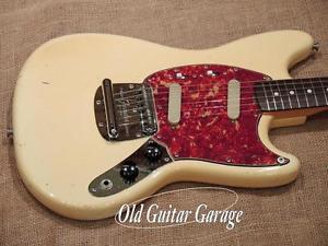 Fender Japan Exclusive Series 60s 1965 Mustang Classic Special vintage white