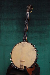 BACON&DAY Tenor Banjo 1920's, VG condition Vintage Banjo w/Hard Case