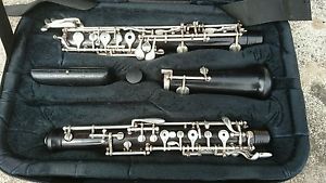 Hautbois pro Fossati modèle A trés bon état!