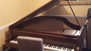 Baby Grand Piano - Boyd of London (Brown)