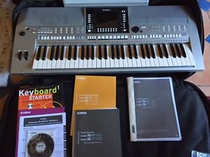 Yamaha PSR-S 910