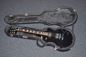 2003 Gibson Les Paul Studio Electric Guitar RH (Black) Pre-owned w/ Case
