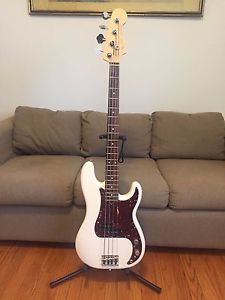 Fender American Standard Precision bass, 2008, mint