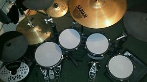 Whd 517-dx pro electric drum kit w/mesh heads!