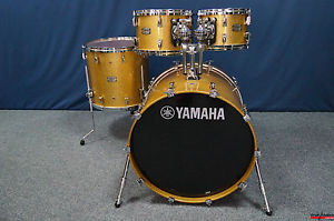 Yamaha Absolute Hybrid Maple Shellset - "Gold Champagne Sparkle" - 22,10,12,16"
