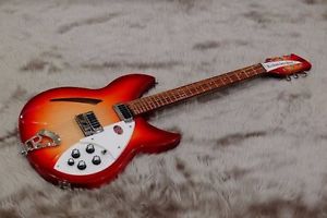 New [Outlet item] Rickenbacker 330 Electric guitar Semi-Acoustic From Japan