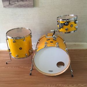 2015 DW Jazz Series Drum Set - Twisted Yellow - 22 12 16 Maple/Gum MINT
