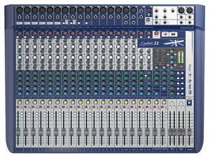 Soundcraft Signature 22 22-input Small Format Analog Mixer w/Onboard Effects