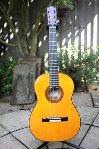 VICENTE SANCHIS MODEL 40 CONCERT FLAMENCO GUITAR