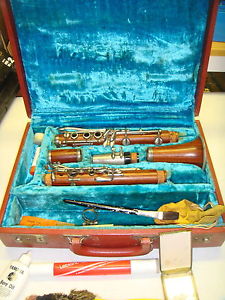 1950's CG Conn Pan-American Propeller Wood Clarinet Brilhart Ebolin Mouthpiece