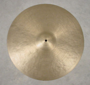ZILDJIAN K ISTANBUL TURKEY 18" CRASH/RIDE CYMBAL 1758 grams, SIGNED, EXCELLENT