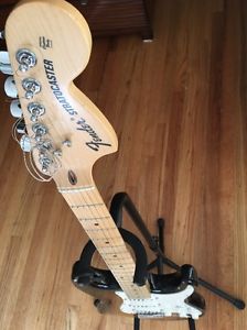Real American Fender Guitar Stratocaster with Hard Case Included