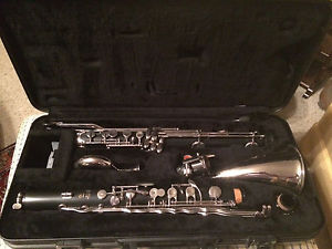 Yamaha YCL-221 II bass clarinet with original case